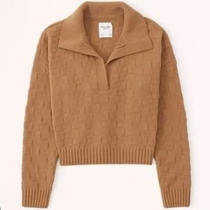 NWT Abercrombie & Fitch Checkerboard Stitch Notch Neck Sweater